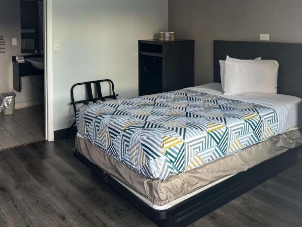 Motel 6-Kissimmee, FL - Orlando : photo 1 de la chambre chambre double