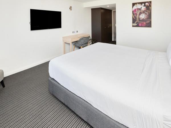 Central Studio Hotel Sydney : photo 7 de la chambre chambre lit king-size deluxe