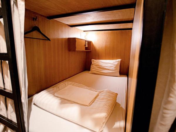 Travelier Hostel : photo 8 de la chambre lit dans dortoir mixte de 6 lits