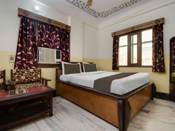 Hotel The Royal Palace - Sindhi Camp : photo 3 de la chambre chambre deluxe