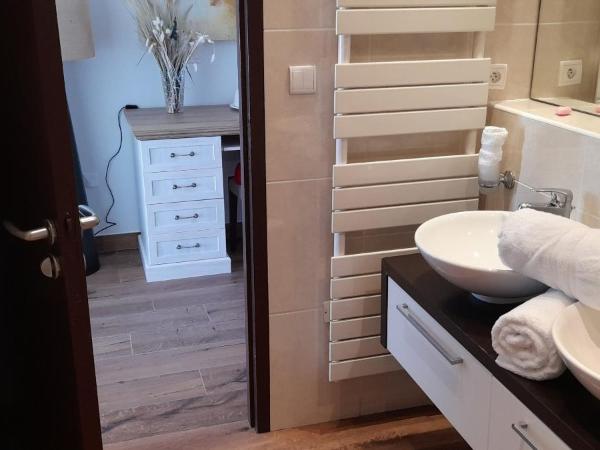 Cap Saint Martin Marina : photo 4 de la chambre suite supérieure 