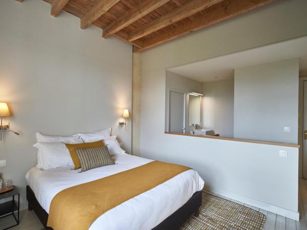 Château Bonalgue - Pomerol : photo 3 de la chambre chambre double avec balcon