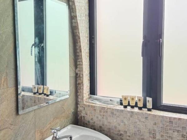 MAMEE DOME & MONKEY MIER Lot 2028 , 2029 : photo 3 de la chambre chambre double