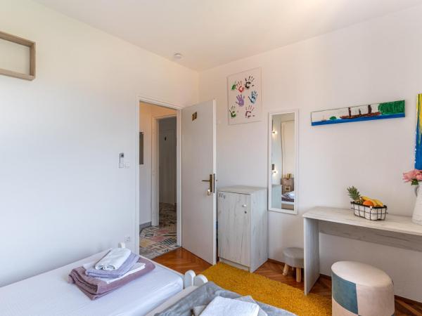 Hostel Casa La Cha : photo 8 de la chambre chambre lits jumeaux - vue sur ville