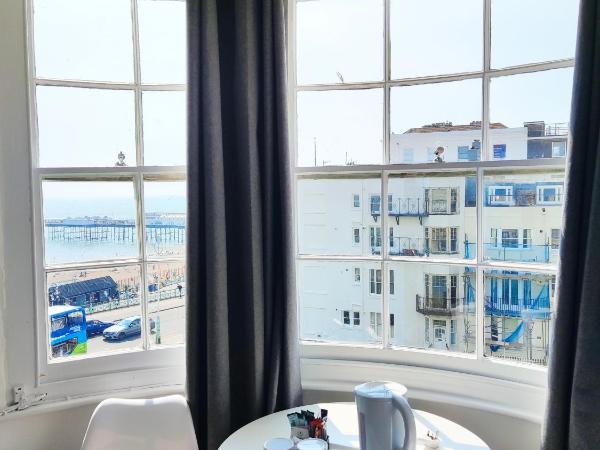 Central Wave : photo 4 de la chambre chambre triple - vue sur mer