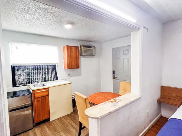 Crepe Myrtle by OYO : photo 4 de la chambre 3 full bed