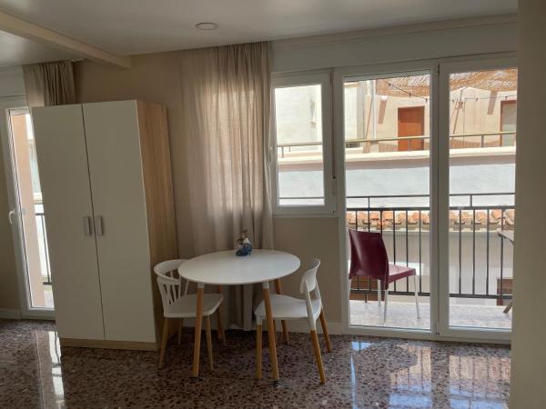 Apartamentos Pelicano : photo 4 de la chambre studio avec balcon 