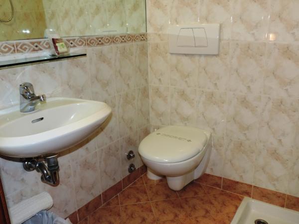 Hotel Signa : photo 6 de la chambre chambre double Économique