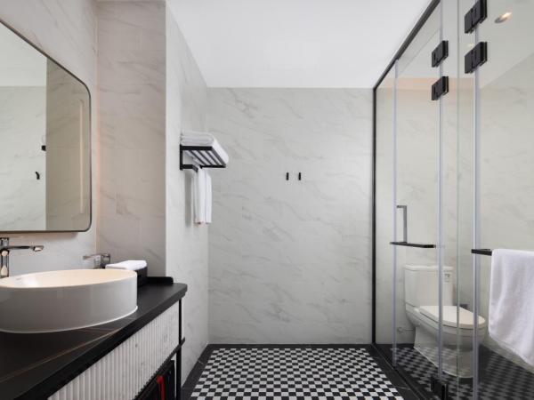 Radisson Red Guangzhou South Railway Station-Canton Fair free shuttle bus & designated license points & Free VPN network : photo 4 de la chambre chambre studio