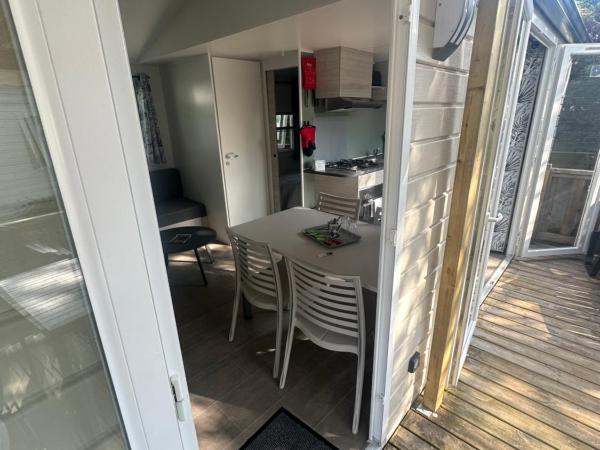 camping 4 Etoiles A ST JEANS-DE-MONTS Mobil home 4à6 pers : photo 3 de la chambre mobile home