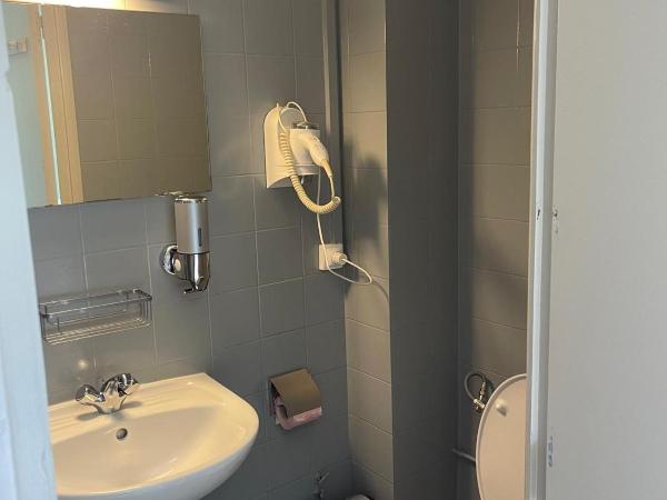 Résidences saint pierre : photo 1 de la chambre chambre quadruple