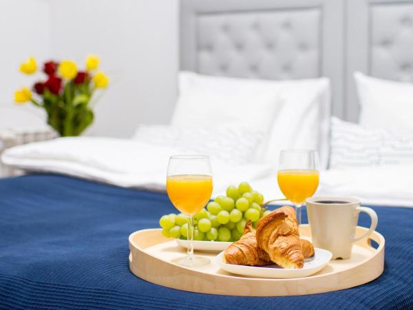 Novumhouse - Main Railway Station : photo 1 de la chambre studio avec balcon