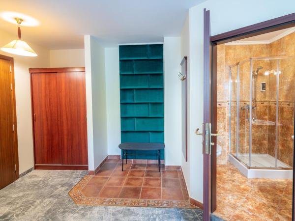 Willa Monte Rosa : photo 5 de la chambre hébergement quadruple de luxe