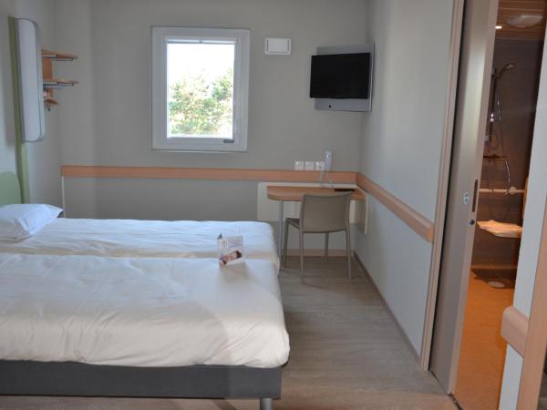 Ibis Budget Chalon Sur Saone Nord : photo 4 de la chambre chambre lits jumeaux