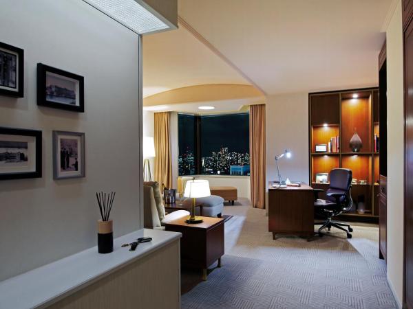 Imperial Hotel Tokyo : photo 4 de la chambre bâtiment tour - suite lits jumeaux d'angle Étage Élevé - vue ginza