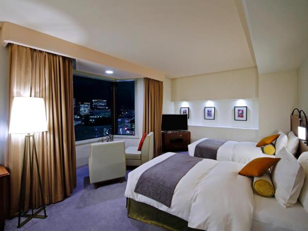Imperial Hotel Tokyo : photo 5 de la chambre bâtiment tour - suite lits jumeaux d'angle Étage Élevé - vue ginza