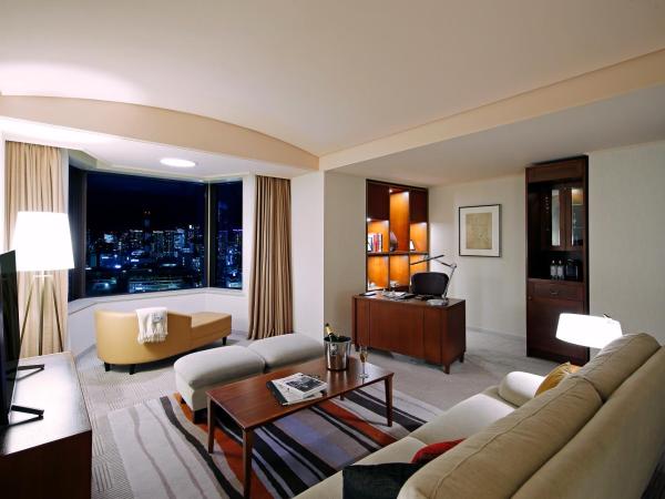 Imperial Hotel Tokyo : photo 6 de la chambre bâtiment tour - suite lits jumeaux d'angle Étage Élevé - vue ginza