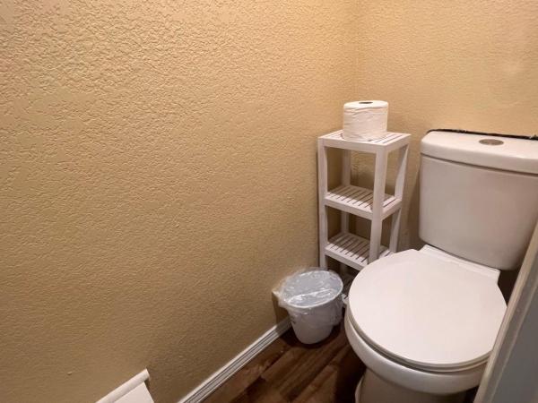 Crepe Myrtle by OYO : photo 2 de la chambre room with two double beds