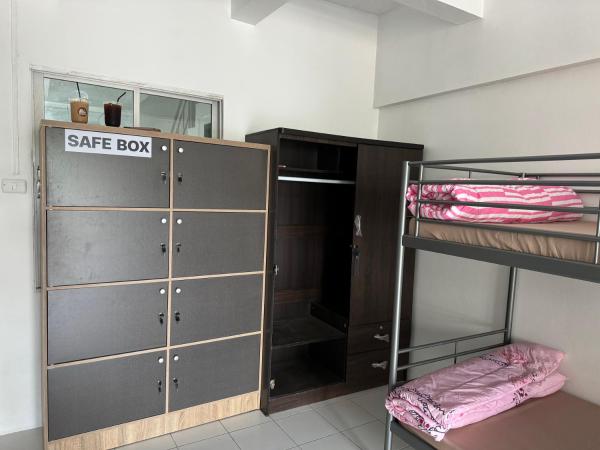 JS786Hostel : photo 6 de la chambre dortoir mixte de 8 lits