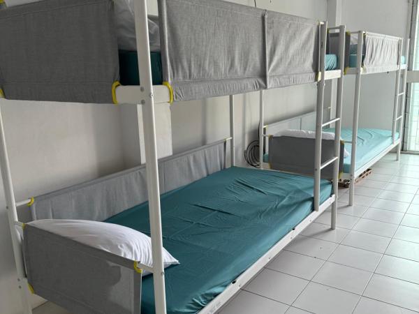 JS786Hostel : photo 6 de la chambre dortoir pour femmes 8 lits