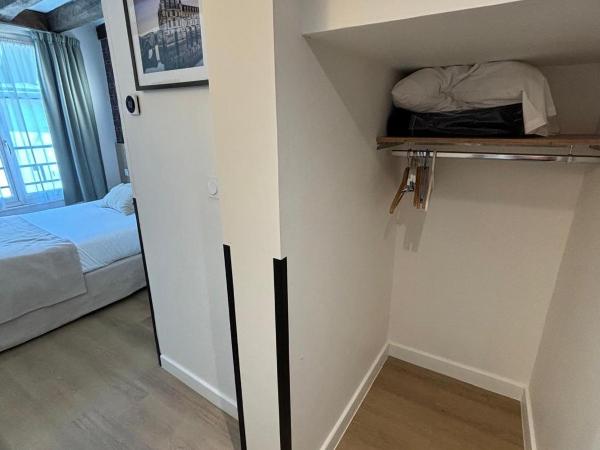 Hôtel Le Blason : photo 6 de la chambre chambre double