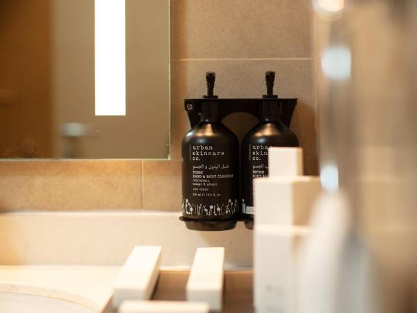 Holiday Inn & Suites - Dubai Science Park, an IHG Hotel : photo 5 de la chambre chambre standard