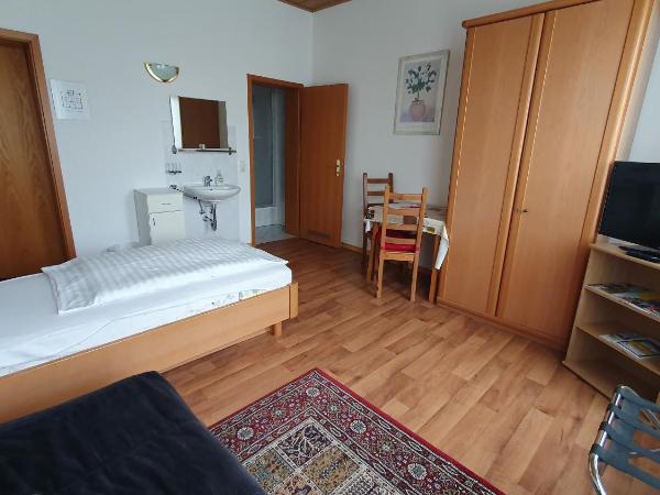 Adler Hotel Dresden : photo 2 de la chambre chambre lits jumeaux Économique