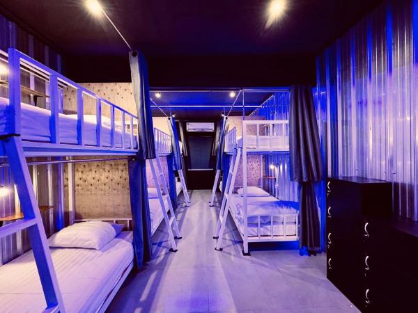 The Lab Sleep Hostel : photo 1 de la chambre dortoir mixte de 10 lits