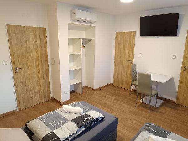 Penzion Hády : photo 3 de la chambre chambre double ou lits jumeaux avec salle de bains