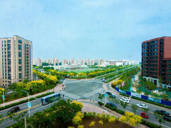 Holiday Inn Express Tianjin Airport East, an IHG Hotel : photo 9 de la chambre suite 1 chambre lit king-size