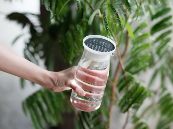 The Share Hotels Lyuro Tokyo Kiyosumi : photo 8 de la chambre chambre privée avec lits superposés et salle de bains commune - vue sur rivière