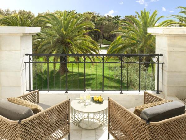 The Ritz-Carlton Rabat, Dar Es Salam : photo 2 de la chambre chambre lit king-size de luxe avec terrasse - vue sur jardin