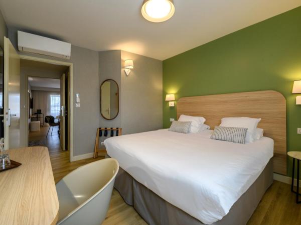 Residence de Tourisme Ajaccio Amirauté : photo 10 de la chambre appartement 2 chambres avec 2 salles de bains