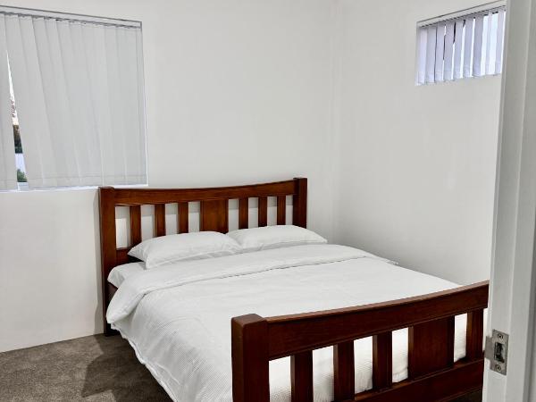 43 Drew Road Ardross WA 6153 : photo 3 de la chambre chambre double