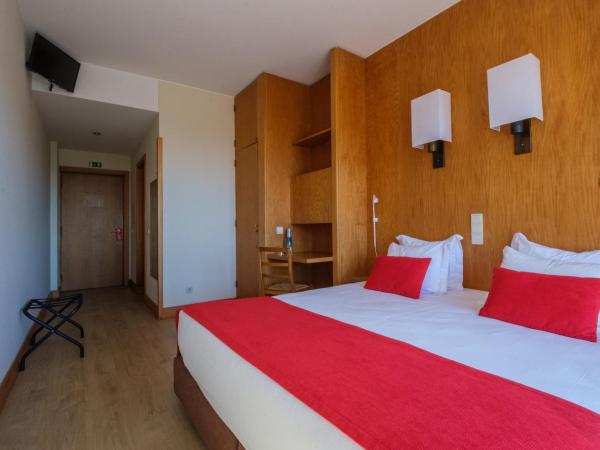 Vilar Oporto Hotel : photo 8 de la chambre chambre lits jumeaux avec terrasse