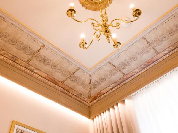 International au Lac Historic Lakeside Hotel : photo 6 de la chambre chambre double classique