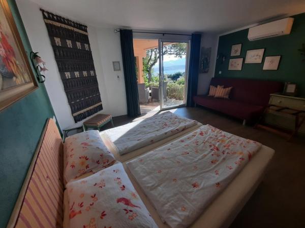 U Paradisu B&B : photo 2 de la chambre chambre double - vue sur mer