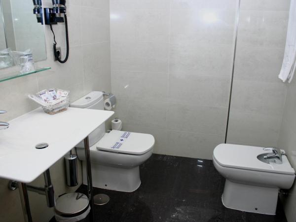 4C Bravo Murillo : photo 2 de la chambre chambre double