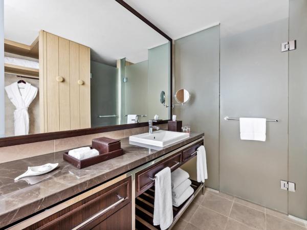 Sofitel Sydney Darling Harbour : photo 6 de la chambre superior king room with jones bay view