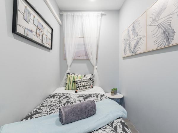Modern Single Room - AC - 1Min Walk to Central- Close to Darling Harbour Chinatown CBD - Shared Bathroom : photo 3 de la chambre chambre simple standard avec salle de bains commune
