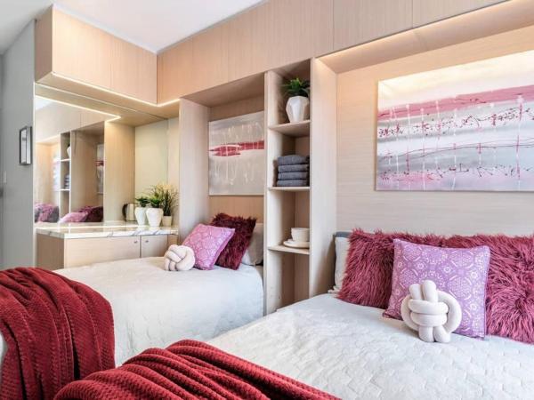 Comfy Triple Room - AC - Centrally Located of SYDNear- Central Station Town hall ICC Darling Harbour UTS USYD - Shared Bathroom : photo 4 de la chambre chambre triple avec salle de bains commune