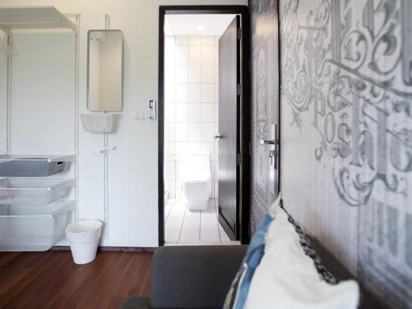 Shade House - Phuket Downtown : photo 4 de la chambre chambre double - vue sur montagne