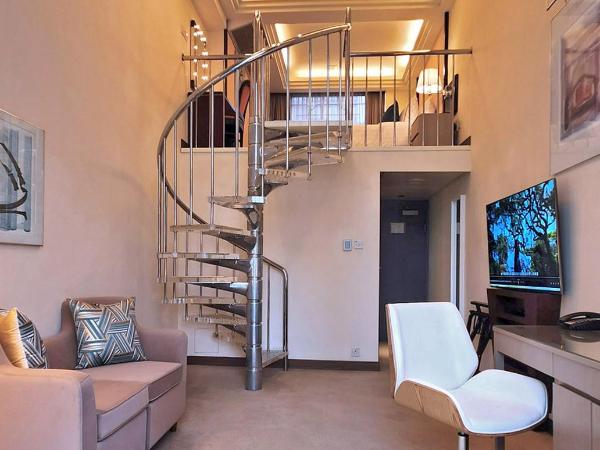 Prudential Hotel : photo 2 de la chambre duplex king suite with buffet breakfast for 2 persons