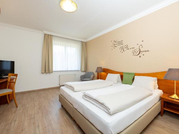 Hotel Stoiser Graz : photo 2 de la chambre chambre double