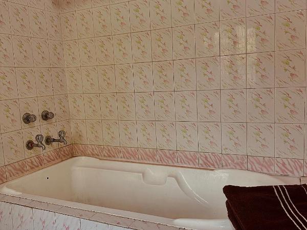 Jwala Niketan Eco Homestay : photo 2 de la chambre chambre familiale avec salle de bains privative