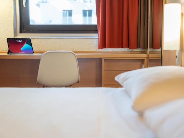 ibis Paris 17 Clichy-Batignolles : photo 6 de la chambre chambre double