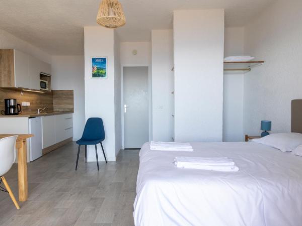 Residence Roc E Mare Cargèse : photo 3 de la chambre studio - vue sur mer