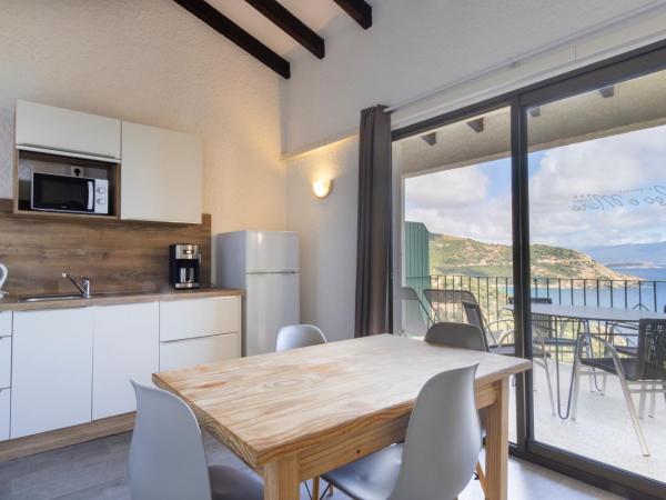 Residence Roc E Mare Cargèse : photo 6 de la chambre appartement 1 chambre - vue sur mer