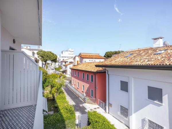 Hotel Diana : photo 5 de la chambre chambre double ou lits jumeaux deluxe avec balcon
