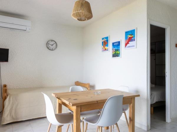 Residence Roc E Mare Cargèse : photo 10 de la chambre appartement 1 chambre - vue sur mer - rez-de-chaussée